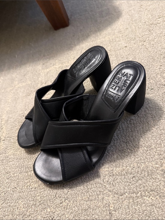 Naturalizer Shoes - Naturalizer Black Crisscross Block Heeld